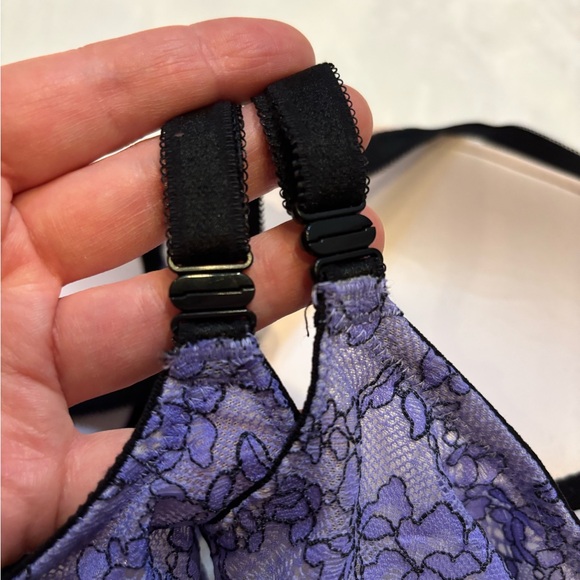 Victoria’s Secret Dream Angels Lace Push-Up Bra 36C - Picture 8 of 9